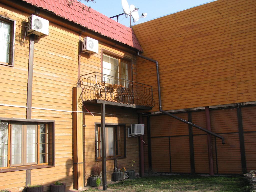 Cowboy Odesa Exterior photo