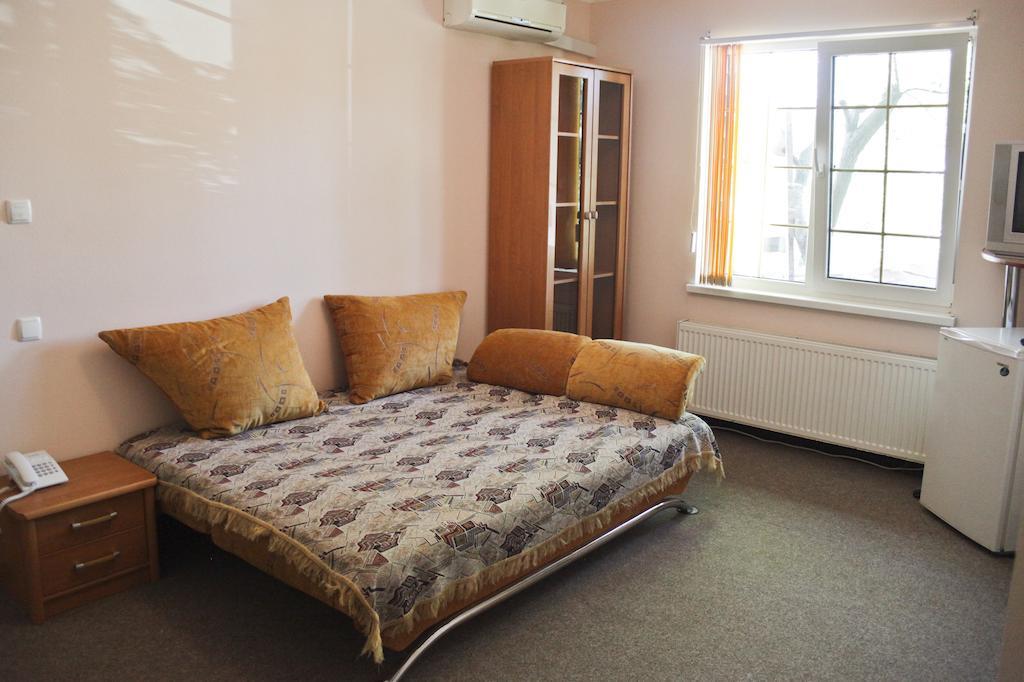 Cowboy Odesa Room photo