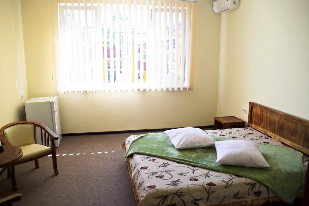 Cowboy Odesa Room photo